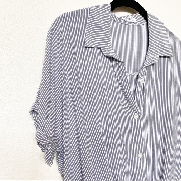 BCBGeneration Blue White Pinstripe Hi Low Top Size Small - Picture 3 of 8